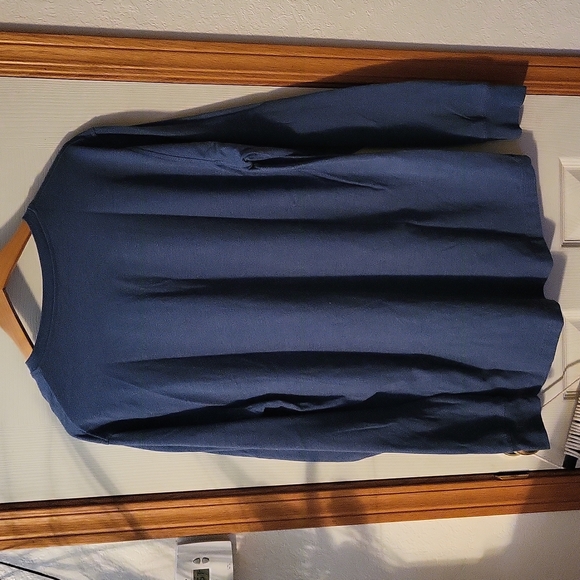 Levi's 3 Button Pullover - Picture 4 of 4